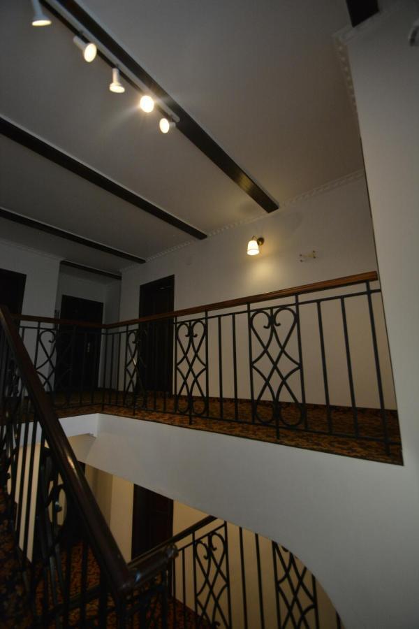 Gala - Guesthouse Орадеа Екстериор снимка